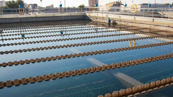 Benidorm garantiza la calidad del agua de su red de potable