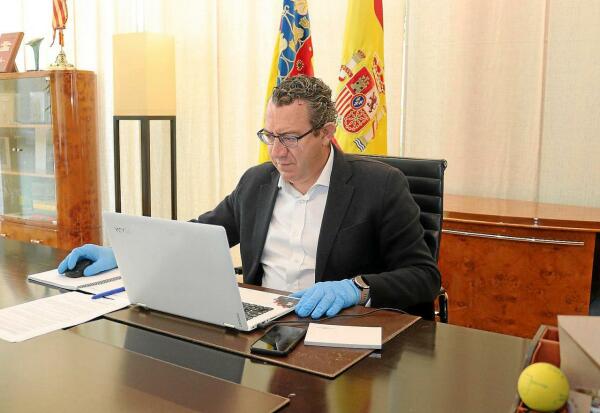 Benidorm incorpora cuatro nuevos sectores a las ‘Ayudas Paréntesis’ y amplía el plazo de solicitud al 2 de agosto