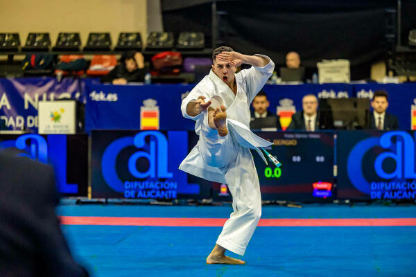 900 deportistas compitieron en la Liga Nacional de Karate en La Nucía 