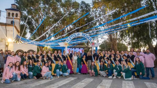 L&rsquo;Horta de Benidorm celebra el d&iacute;a grande de las Festes del Roser con la romer&iacute;a, el preg&oacute;n y el tradicional &lsquo;ball del peuet&rsquo;
