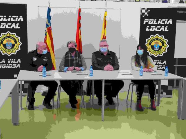 Policía Local de la Vila presenta el sistema  Artemisa