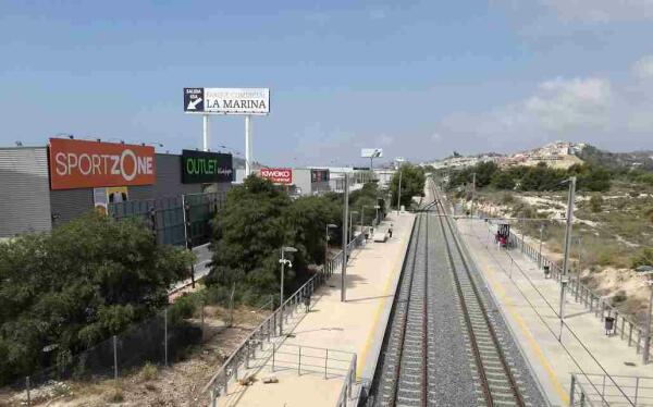 Finestrat emprende el proyecto para modernizar y embellecer su Bulevar industrial y comercial