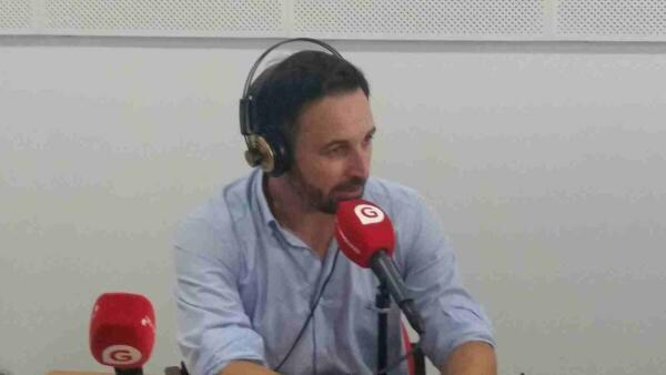 A petici&oacute;n: entrevista &iacute;ntegra con Santiago Abascal, presidente de VOX Espa&ntilde;a.