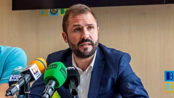 Jord&aacute;: &ldquo;Estamos atentos al mantenimiento de las instalaciones deportivas. En el Palau ya se est&aacute;n ejecutando mejoras y hay otras programadas&rdquo;