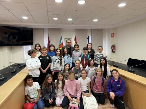 Mya Murase fue la alcaldesa en el &ldquo;Pleno Escolar Municipal&rdquo; 