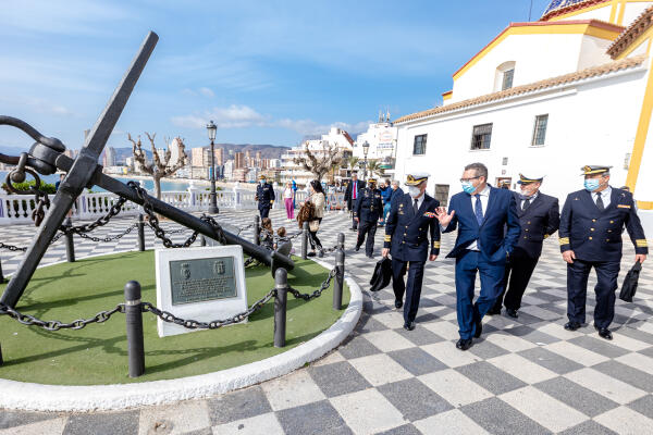 Ayuntamiento de Benidorm y Fundación Frax rinden homenaje a la Armada Española 