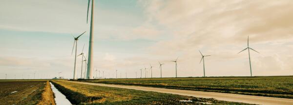 Espa&ntilde;a recorta impuestos al 10 % y aprovecha la primavera para contener la crisis energ&eacute;tica internacional