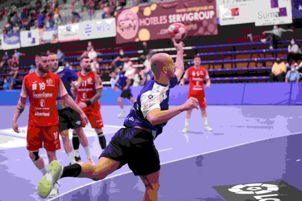 El Balonmano Benidorm cae ante un Cuenca mucho más acertado 