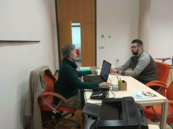 Tercera jornada de la Oficina del Consumidor en La Nuc&iacute;a 