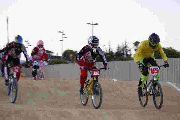 &ldquo;Mikalet&rdquo; P&eacute;rez Orozco gana el Challenge Auton&oacute;mico BMX  