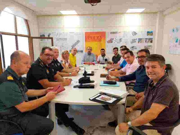 Altea &middot; El concejal de Fiestas y Seguridad Ciudadana preside la mesa de seguridad con motivo de las Fiestas Patronales