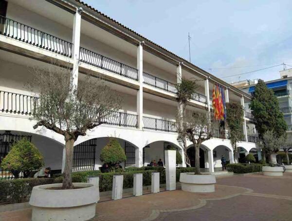 El Ayuntamiento devuelve las tasas del conservatorio, escuelas deportivas y ocupaci&oacute;n de la v&iacute;a p&uacute;blica.