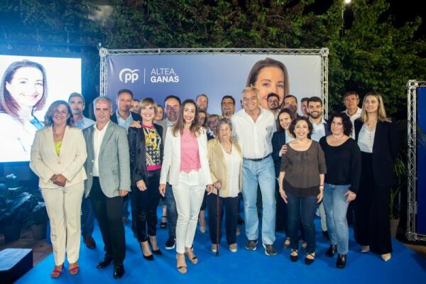 Más de seiscientos alteanos acompañan a Rocío Gómez en la presentación de la candidatura del Partido Popular a las elecciones municipales del 28M