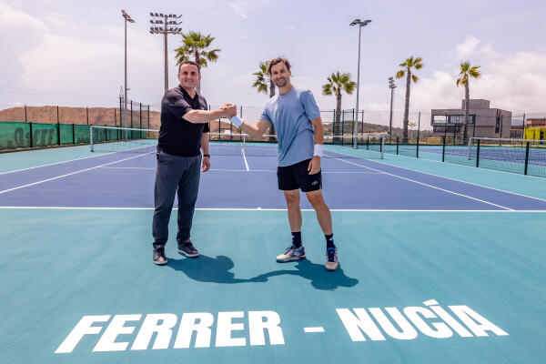 La Academia de Tenis Ferrer crece con dos nuevas “pistas rápidas”