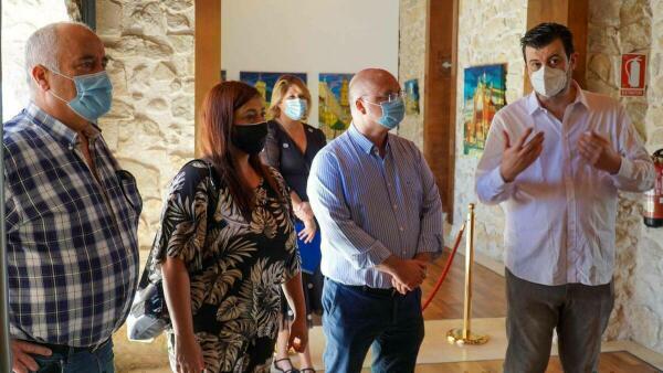 &ldquo;De la noche al d&iacute;a&rdquo; de Ferr&agrave;n Masi&agrave; inaugura la vuelta de la cultura al Espaid&rsquo;ArtContemporani de la Vila Joiosa.