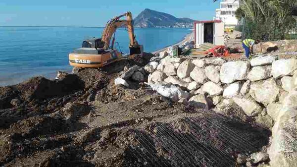 El Ayuntamiento informa sobre las obras de mejora y acondicionamiento de las playas de Altea 