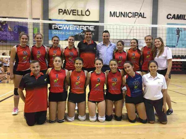 Doble victoria del  Club Voley de La Nuc&iacute;a en liga