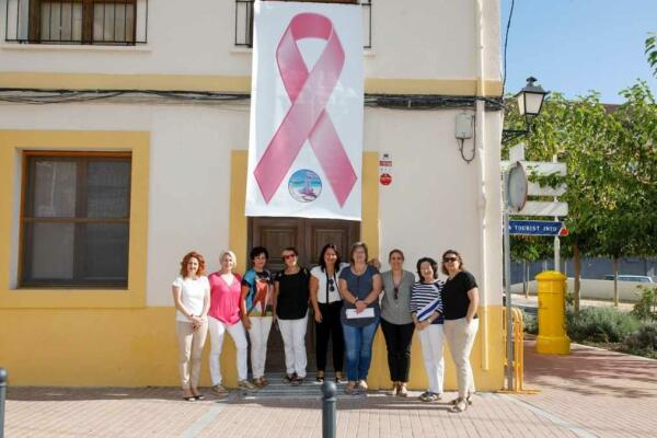L&rsquo;Alf&agrave;s se suma a los actos conmemorativos del D&iacute;a Mundial del C&aacute;ncer de Mama