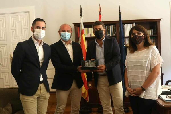 Mazón y el presidente de la Diputació de València destacan el papel de las diputaciones en la atención a los municipios