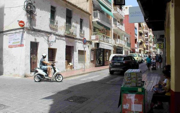 Benidorm acometer&aacute; antes de final de a&ntilde;o la peatonalizaci&oacute;n de Tom&aacute;s Ortu&ntilde;o hasta Apolo XI