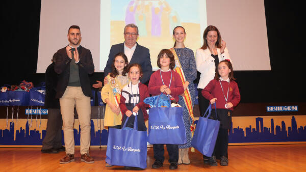 La ACR La Barqueta premia a más de un centenar de escolares en el XXII Certamen Escolar de Dibujo y Pintura sobre el Hallazgo