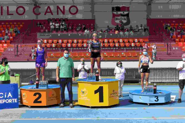 Roser Mañosa y José M. García ganan el “Cross 10 KM” de La Nucía