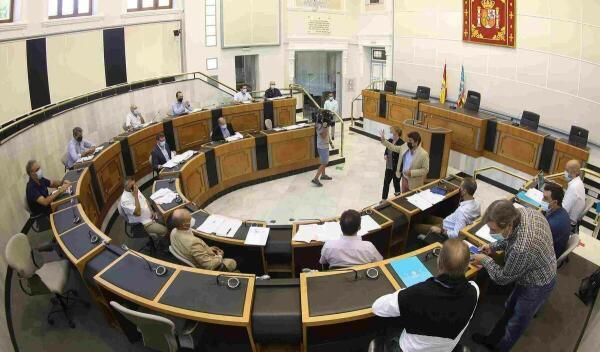 La Comisión Técnica del Agua critica la inoportunidad de la declaración de sobreexplotación y reclama la exención de los costes de amortización del trasvase Júcar-Vinalopó