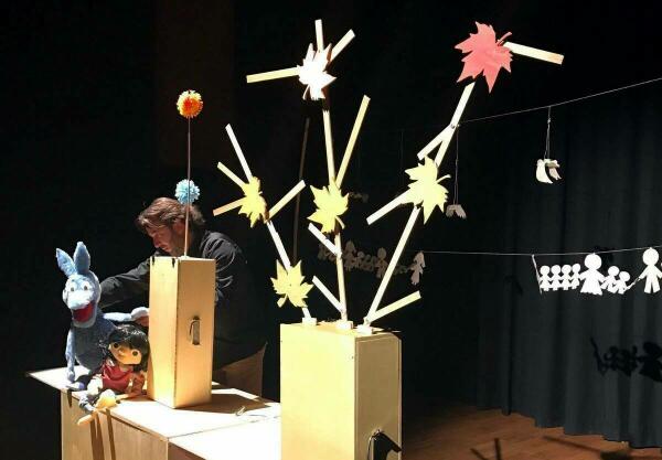 La Concejalía de Cultura acerca el teatro a los centros escolares de Benidorm
