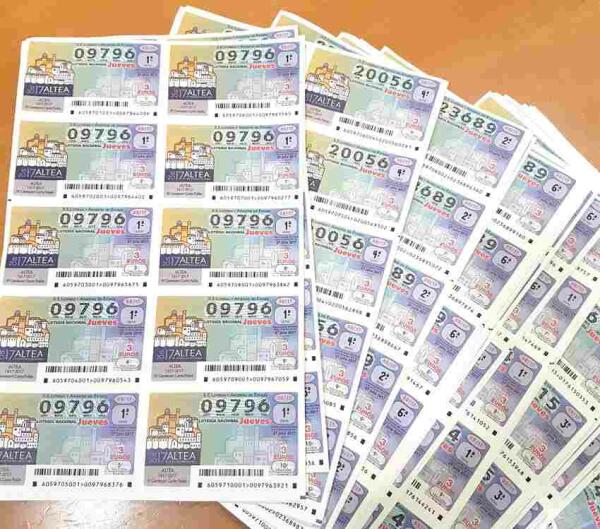 Altea &middot; El logotipo del 4&ordm; Centenario de la Carta Pobla ilustrar&aacute; el d&eacute;cimo de la Loter&iacute;a Nacional del 27 de julio 