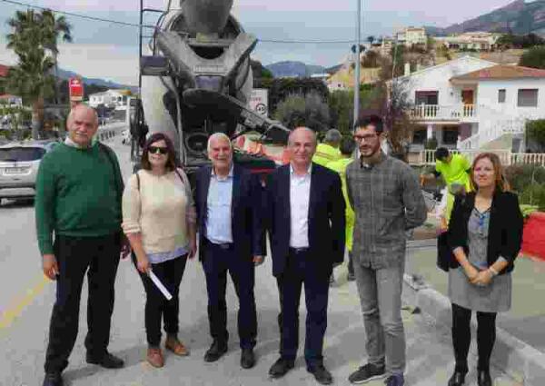 Altea &middot; El Director General de Infraestructuras y el Alcalde giran visita a las obras de mejora de accesos a Altea la Vella