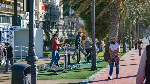 Benidorm da luz verde a la 9ª remesa de ayudas municipales a familias por la Covid-19