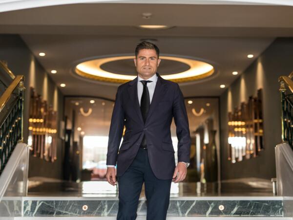 Alfonso Merlos: &ldquo;Que Europa diga que lo que ocurra en el estrecho de Ormuz no es cosa nuestra, no tiene el m&aacute;s m&iacute;nimo sentido&rdquo;