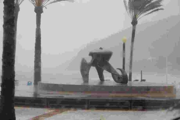 La situación de alerta roja por lluvias deja 65 litros en l’Alfàs del Pi
