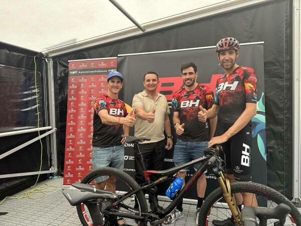 La Armada española mtb prepara París 2024 en La Nucía