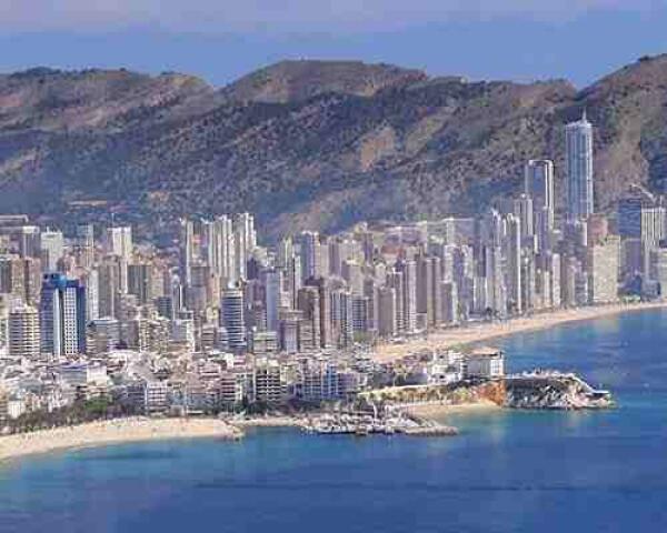 Benidorm &middot; Abierta la inscripci&oacute;n para los comercios que quieran participar en la Feria Outlet