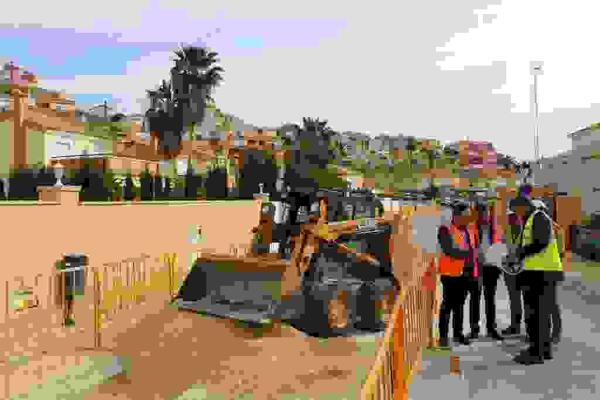 Siguen a buen ritmo las obras de canalizaci&oacute;n de las aguas pluviales en la urbanizaci&oacute;n Terra Marina de Finestrat