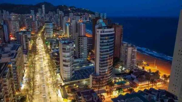 Benidorm recibe el premio de la Semana Española de la Movilidad por su proyecto ‘Ciudad Amable: Concienciación 10, 20 y 30’