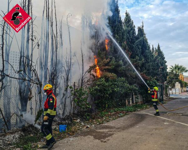 INCENDIO EN ALFAZ DEL PI