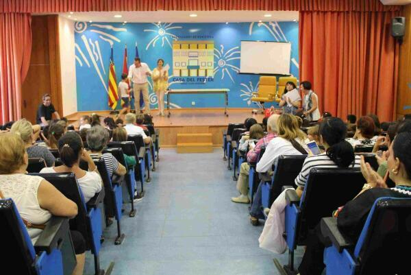 Benidorm &middot; Finalizan el curso los 72 alumnos de Primaria del Programa de Apoyo Educativo de Verano
