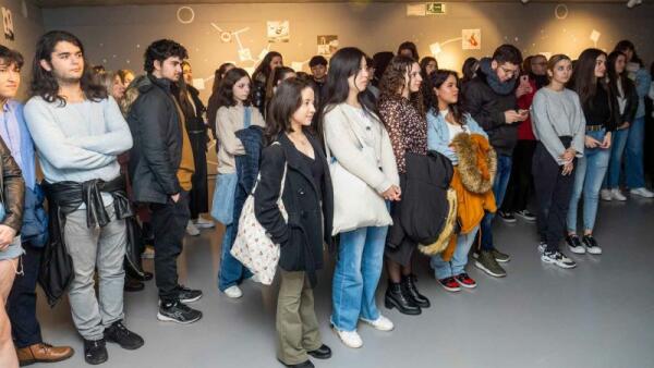 Los futuros artistas de Benidorm reivindican con ‘ensomnis’, la figura de Guillén Tato 