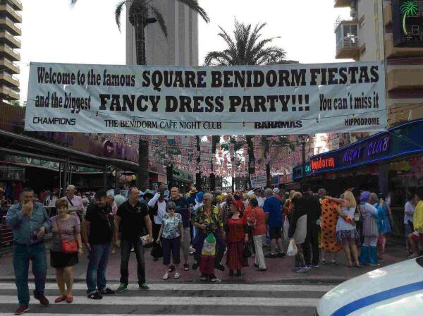 Entrevista a Manolo Nieto, creador de la Fancy Dress Party, en su 26ta edición, 06-11-19