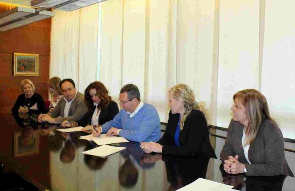 Benidorm y Finestrat ampl&iacute;an a las cl&aacute;usulas suelo el convenio de asesor&iacute;a con el Colegio de Abogados de Alicante