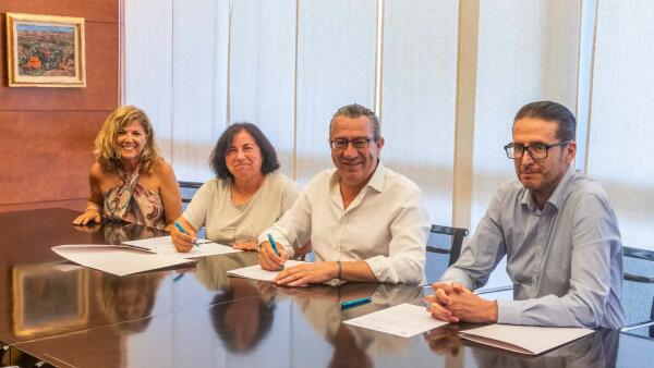 Benidorm reafirma su apoyo a las fiestas de Beniardà con una aportación de 8.000 euros