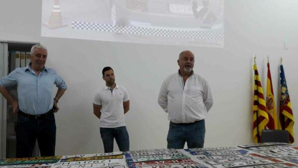 La Vila Joiosa acoge un curso de circulaci&oacute;n de veh&iacute;culos extranjeros organizado por el SIPOL