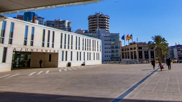 Benidorm ultima las bases de las ‘Ayudas Paréntesis’, dirigidas a sectores castigados por la pandemia