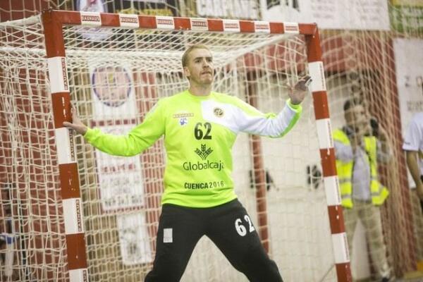 Leonardo Vial llega para defender la porter&iacute;a del BM Benidorm