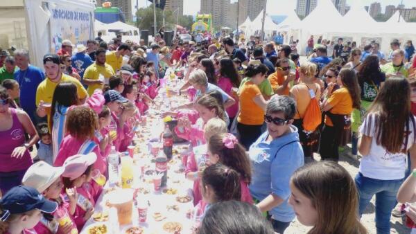 Fiestas y Associació inician el montaje de la Acampada, en la que participan más de 220 peñas