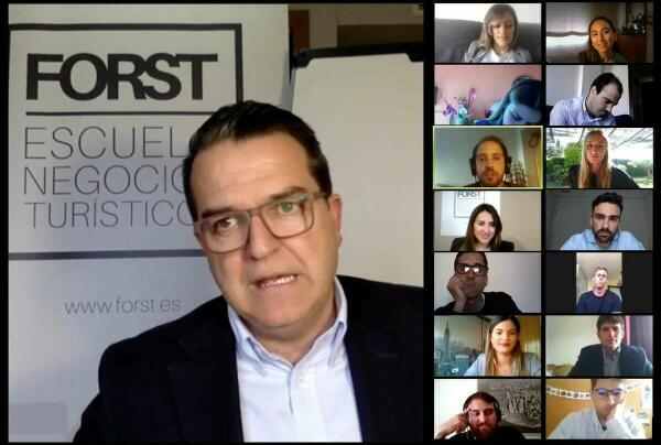 Empleados del sector hotelero podr&aacute;n formarse durante un a&ntilde;o sin pagar sus estudios hasta 2021.