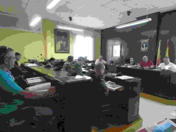 El pleno de la Vila Joiosa ratifica por unanimidad su rechazo al proyecto de instalaci&oacute;n de una nueva piscifactor&iacute;a