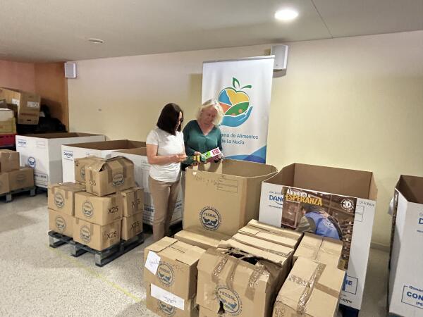La Nucía recoge 3.000 kilos en la gran “Recogida de Alimentos Primavera” 